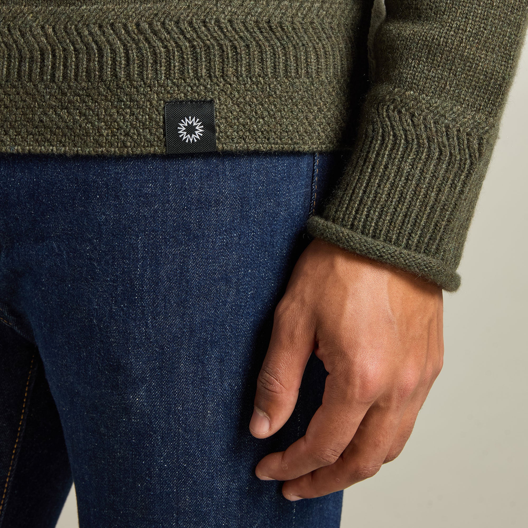 Caird Cashmere Sweater - Image 8