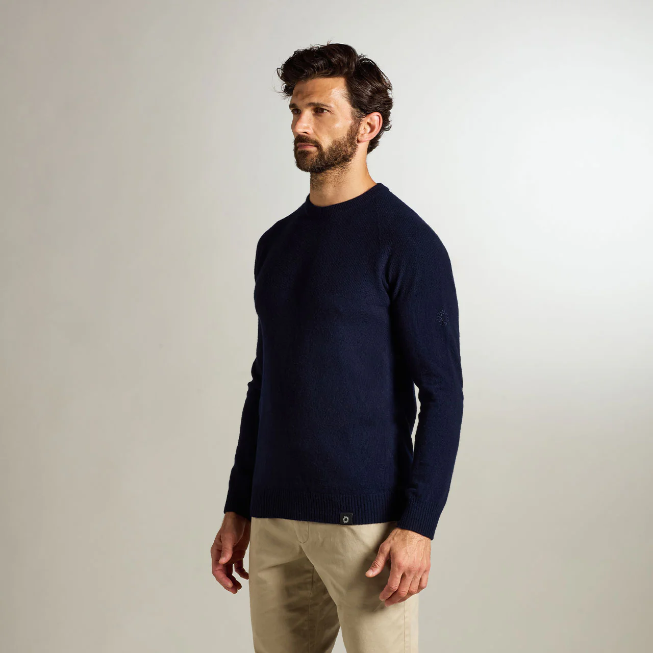 Dulwich Lambswool Crew Neck Sweater - Image 11