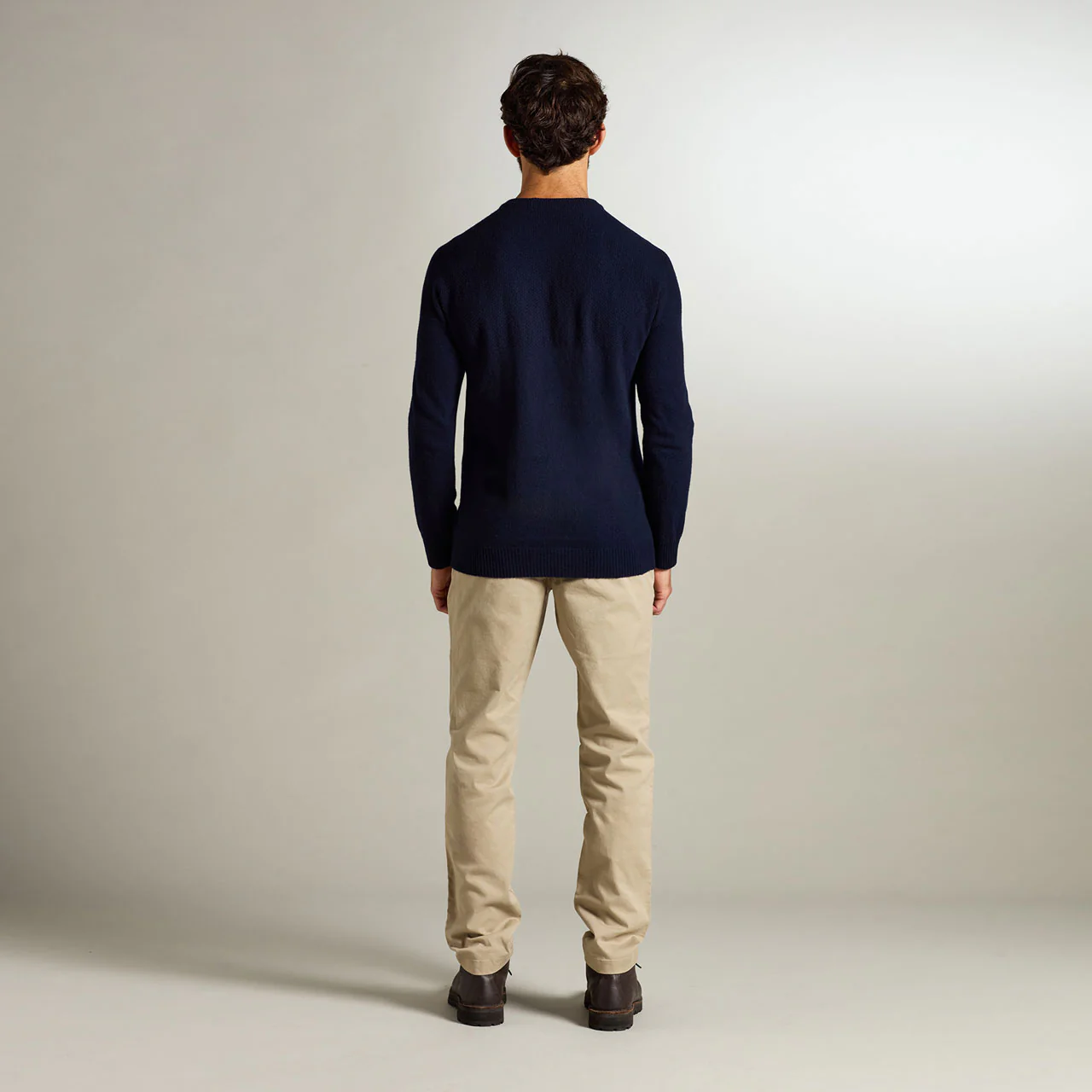 Dulwich Lambswool Crew Neck Sweater - Image 13