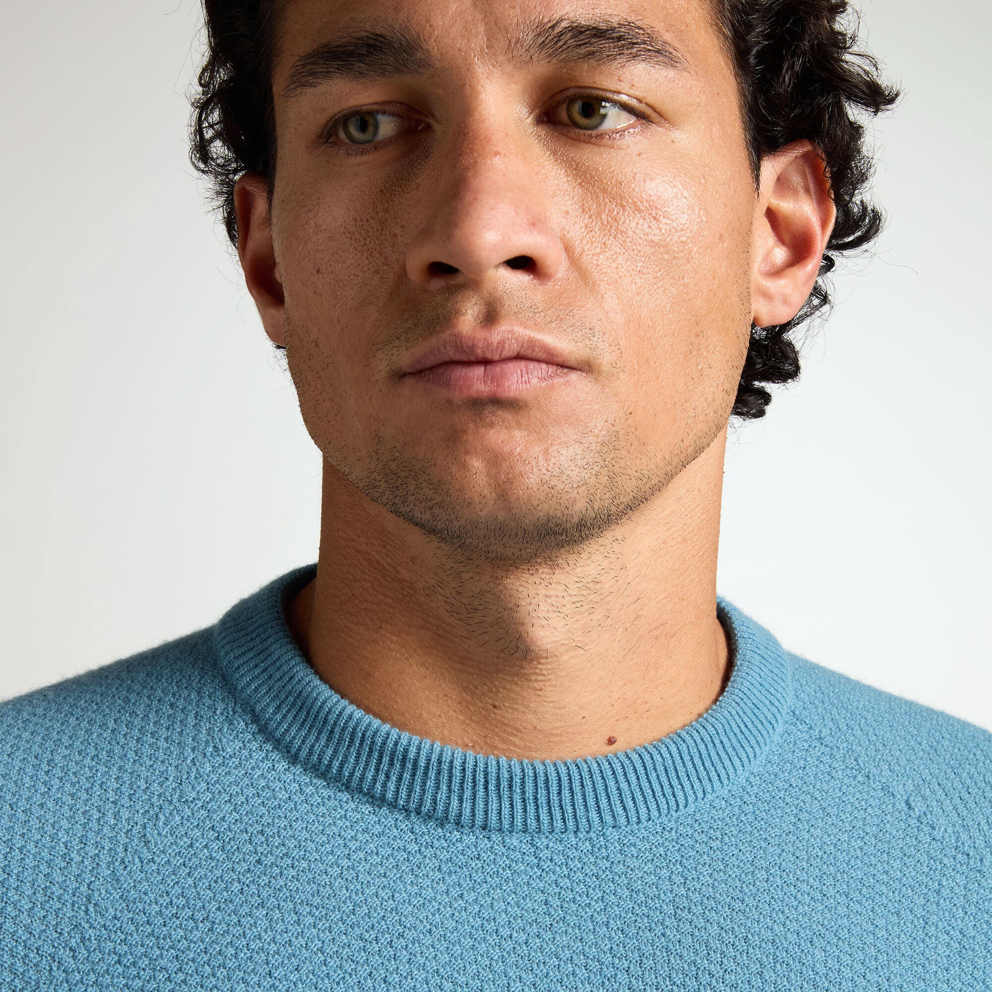 Dulwich Lambswool Crew Neck Sweater - Image 17