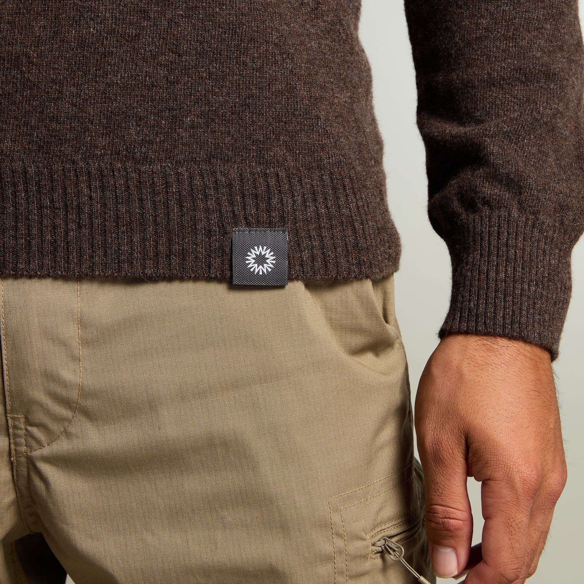 Dulwich Lambswool Crew Neck Sweater - Image 30