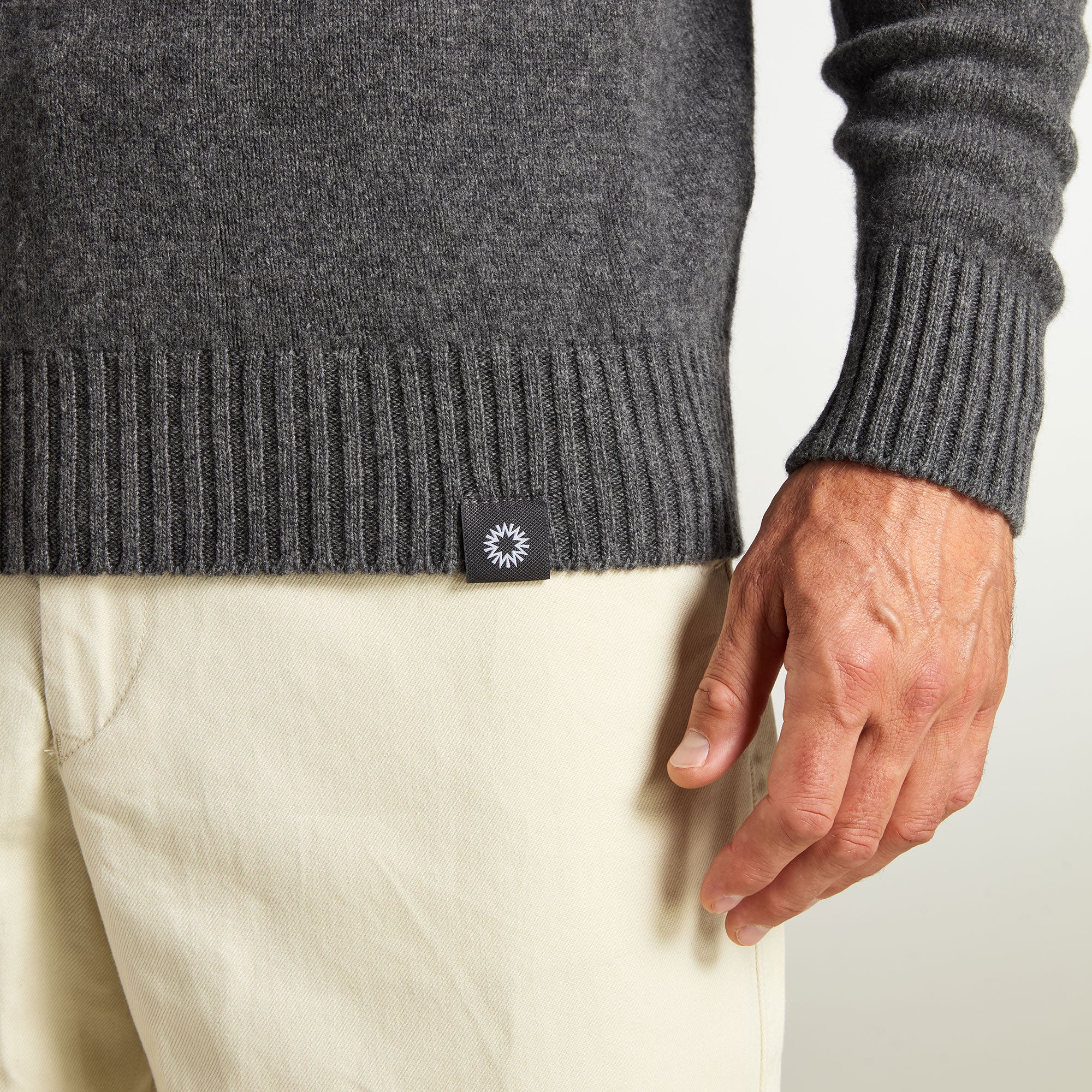 Trinity Lambswool Sweater - Image 8
